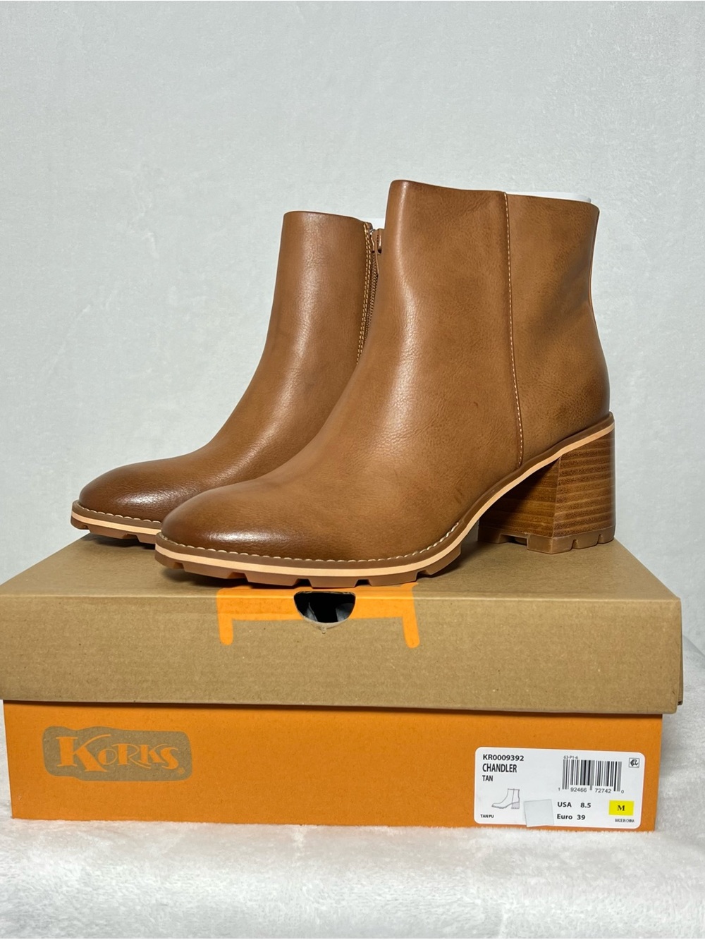 **NWT** KORKS Chandler Tan Block Heel Lug Sole Ankle Bootie - size 8.5